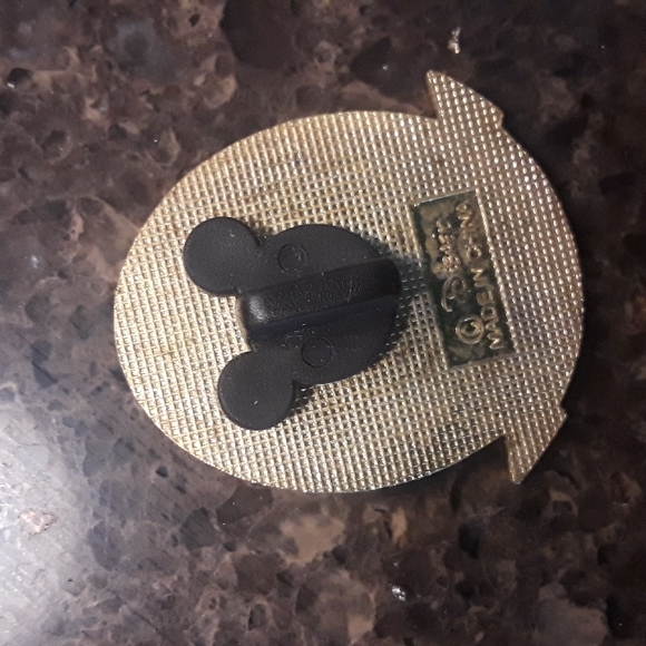 Rare Dixie Landings Resort Mickey Mouse Disney Trading Pin - Picture 5 of 5
